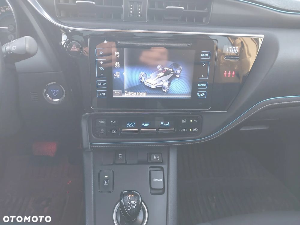 Toyota Auris 1.8 HSD Luna - 10