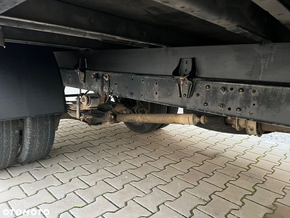 Nissan CABSTAR - 19
