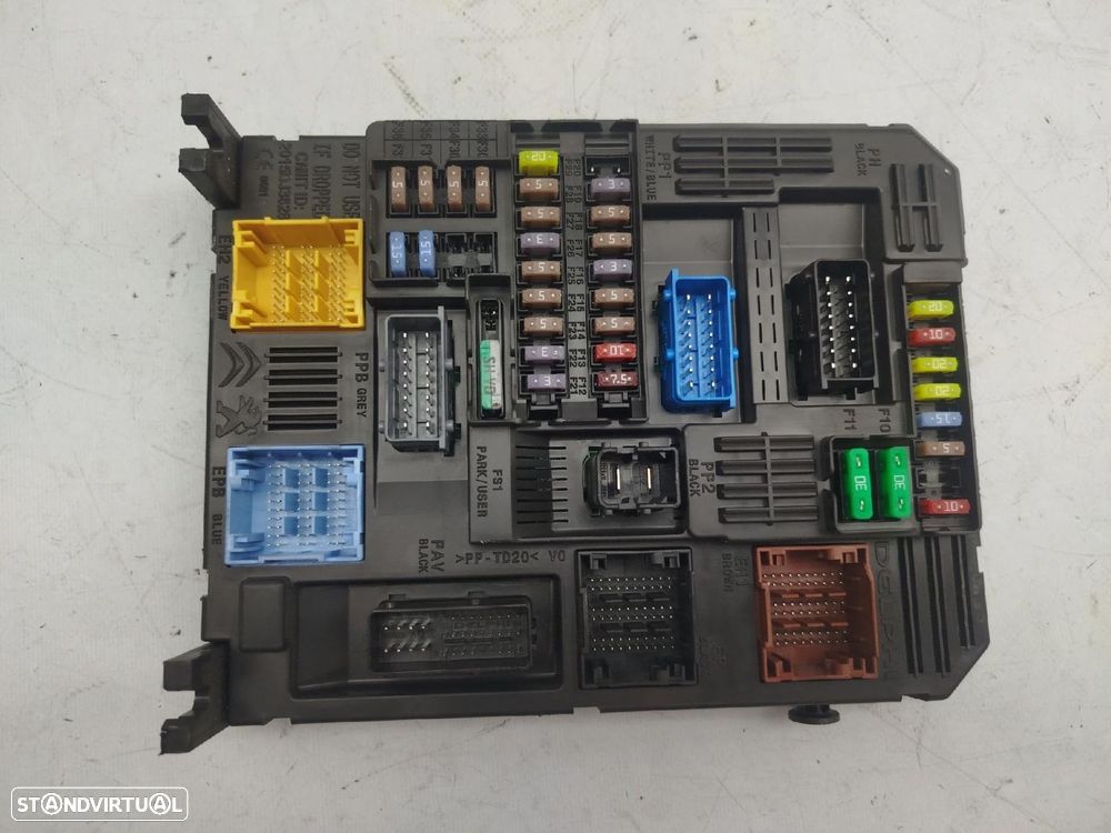 Caixa fusíveis / SAM / BSI PEUGEOT 308 SW II Van (LC_) - 1