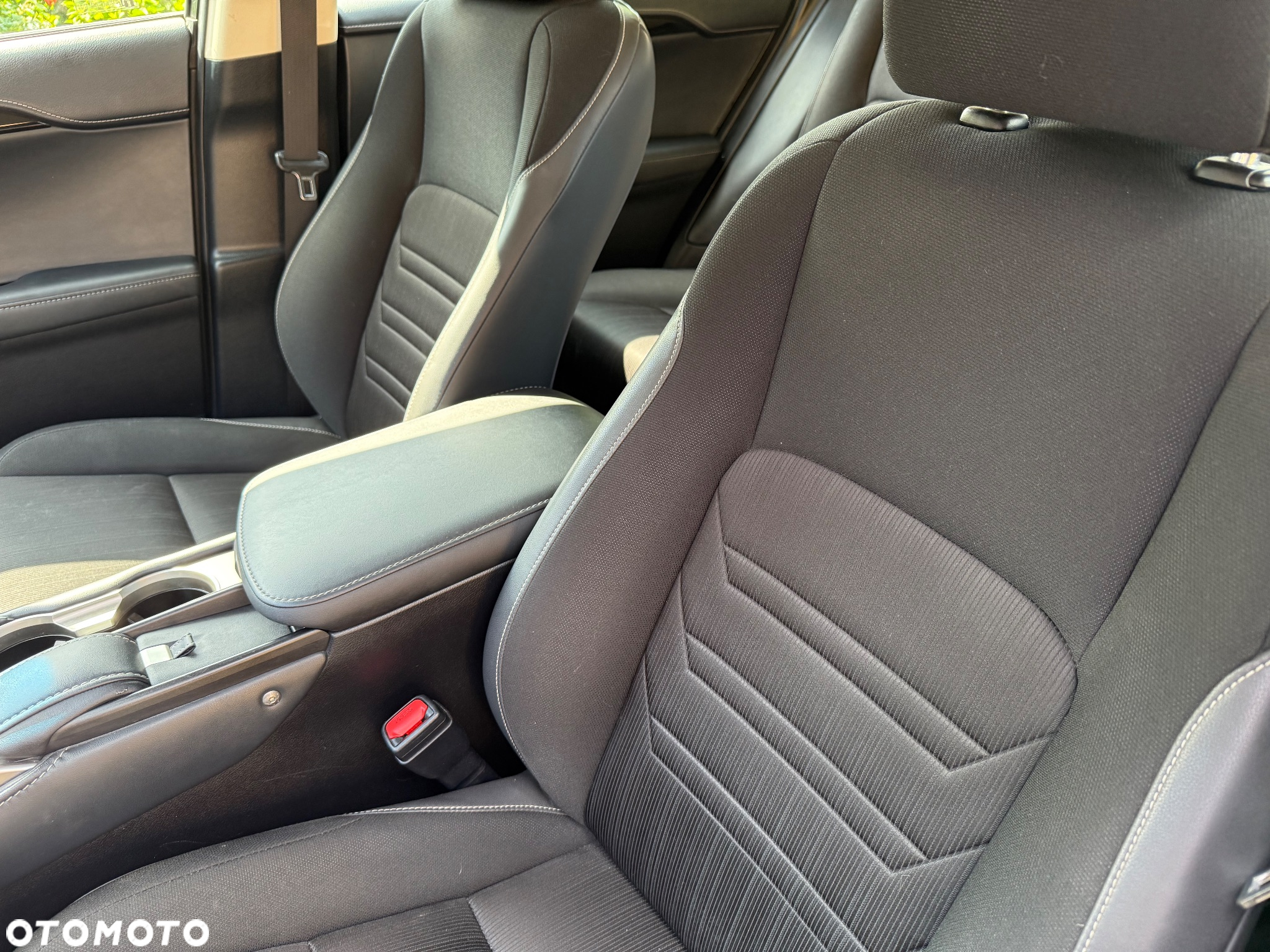 Lexus NX - 2