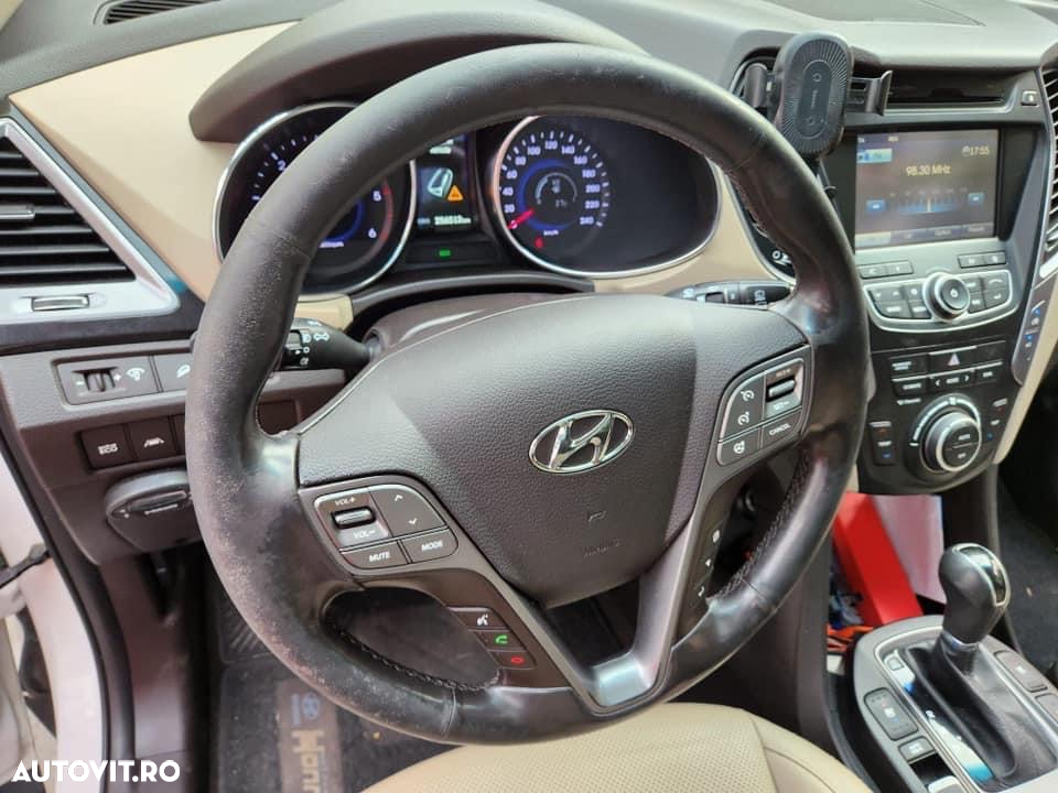 Hyundai Santa Fe 2.2 CRDi 4WD Luxury Pack+ - 9