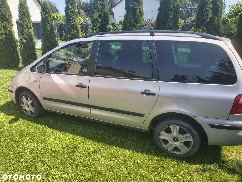 Ford Galaxy - 7