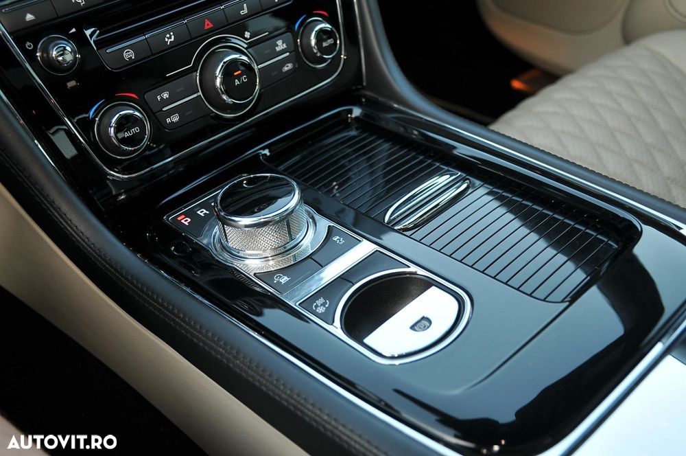 Jaguar XJ 3.0 V6 Diesel Langversion Autobiography - 15