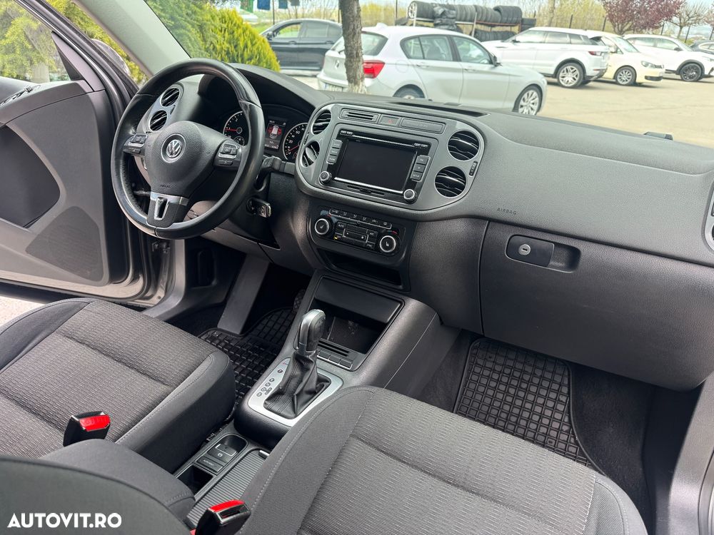 Volkswagen Tiguan 2.0 TDI DPF 4Motion BlueMotion Technology DSG Sport & Style - 8