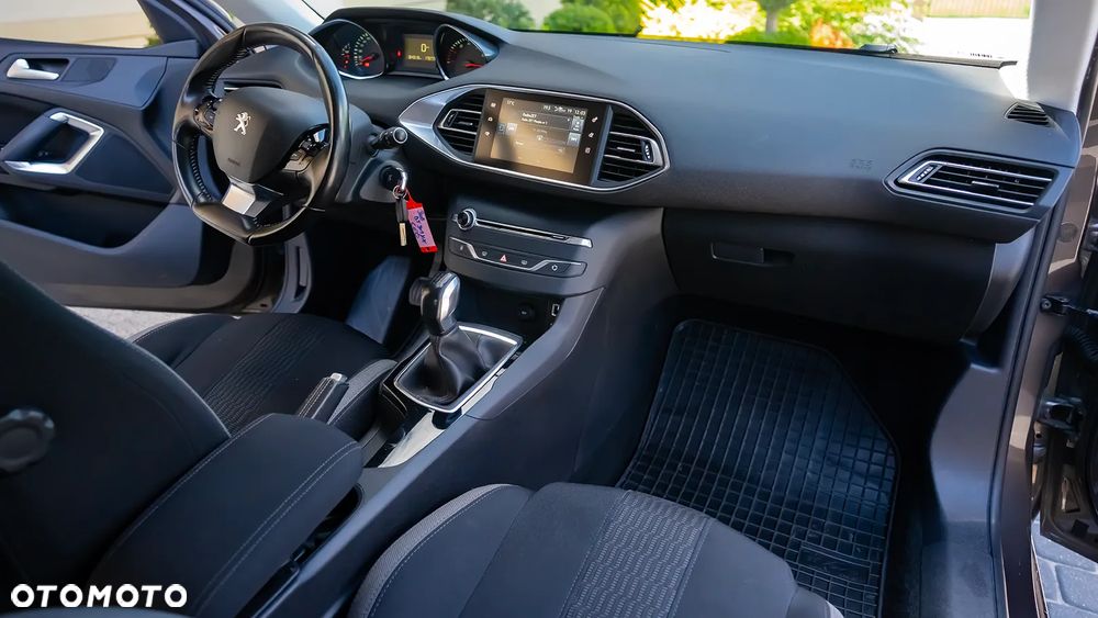 Peugeot 308 PureTech 110 Stop & Start Style - 32