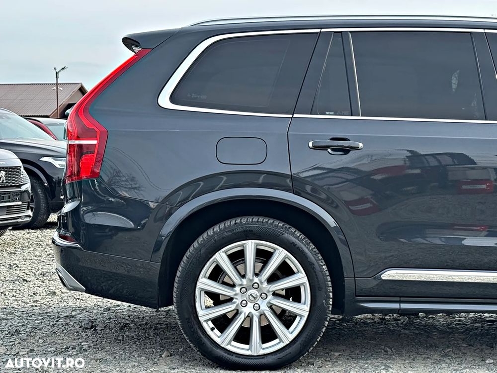 Volvo XC 90 D5 AWD Geartronic Inscription - 34