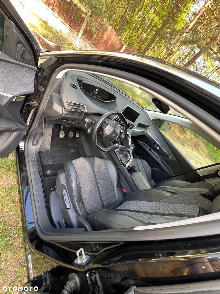 Peugeot 3008 1.2 PureTech Allure - 14