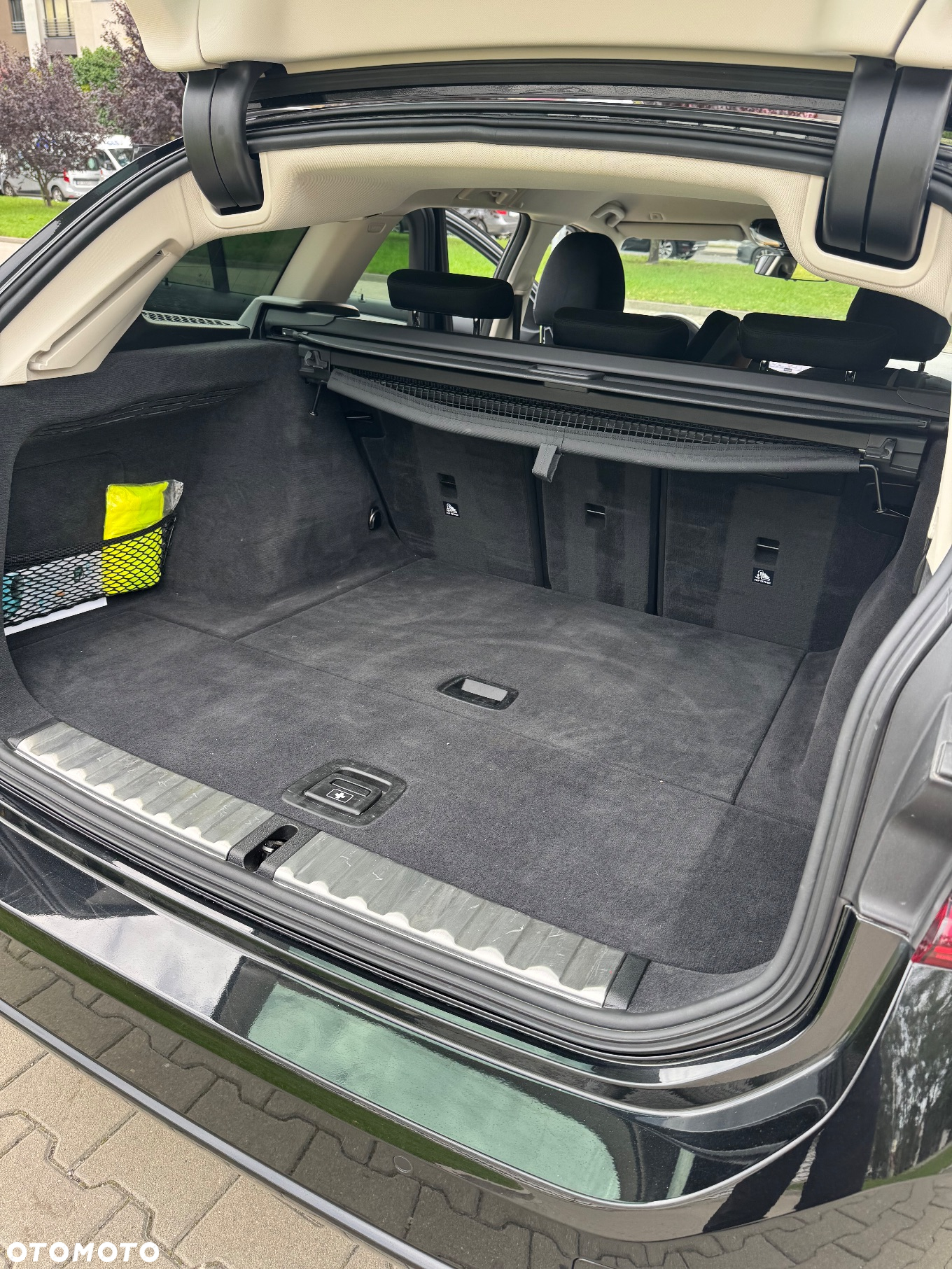 BMW Seria 3 318d Touring - 14