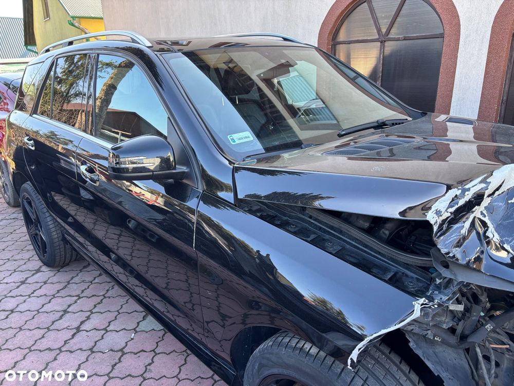 Mercedes-Benz ML - 9