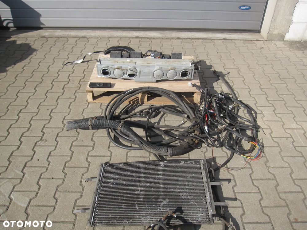 Klimatyzacja Chłodnia chłodzenie renault Trafic II 2 Master III 3 komplet - 2