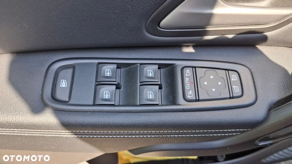 Dacia Duster 1.0 TCe Journey - 11