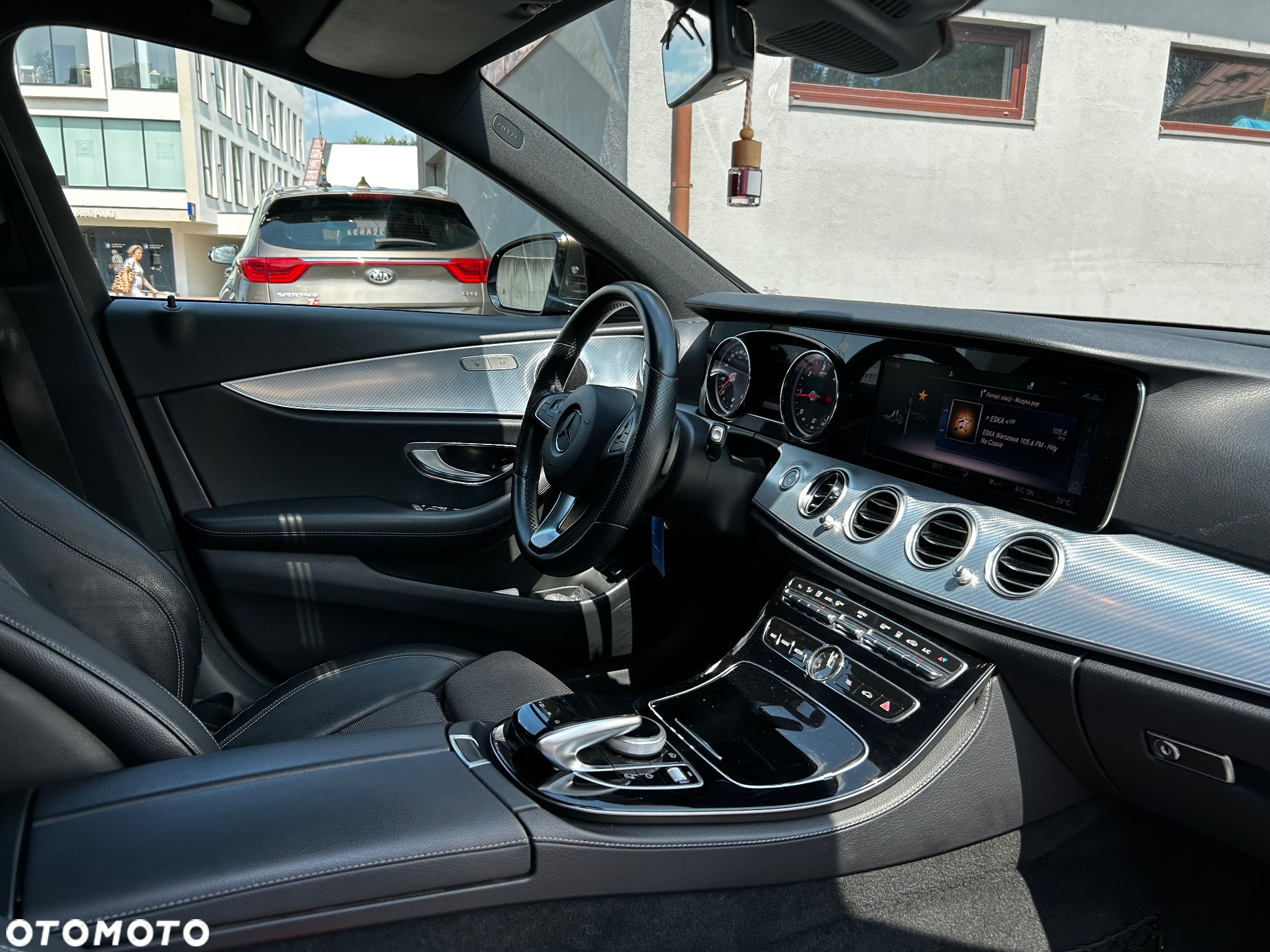 Mercedes-Benz Klasa E 220 d 4-Matic All-Terrain - 8