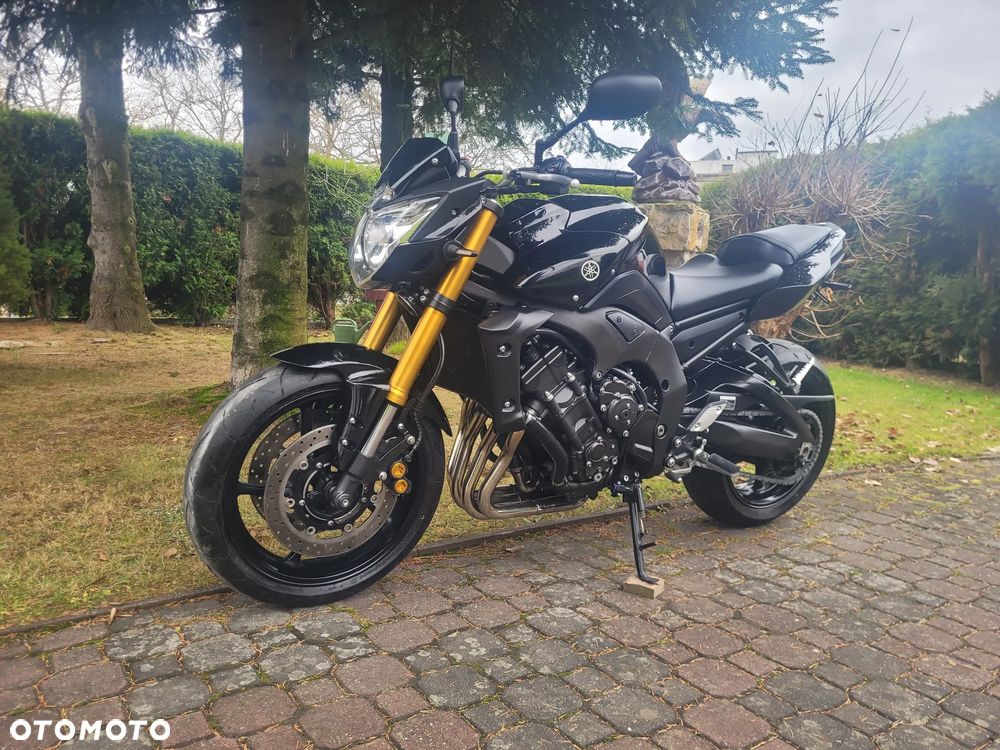 Yamaha FZ8 - 14