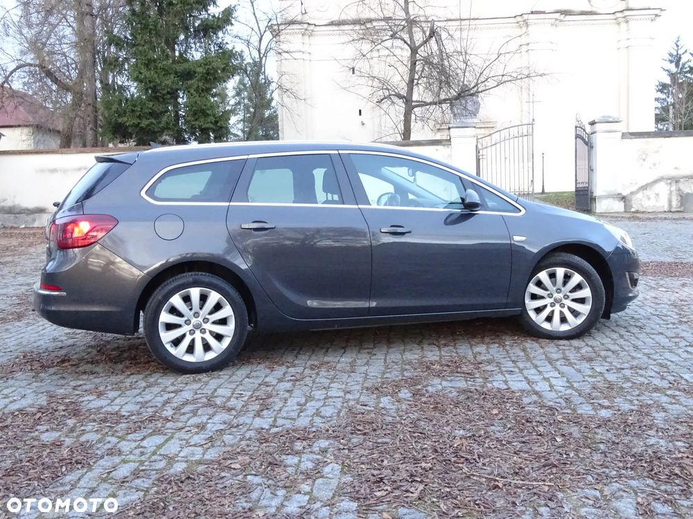 Opel Astra 1.6 CDTI DPF ecoFLEX TourerStart/Stop Exklusiv - 34