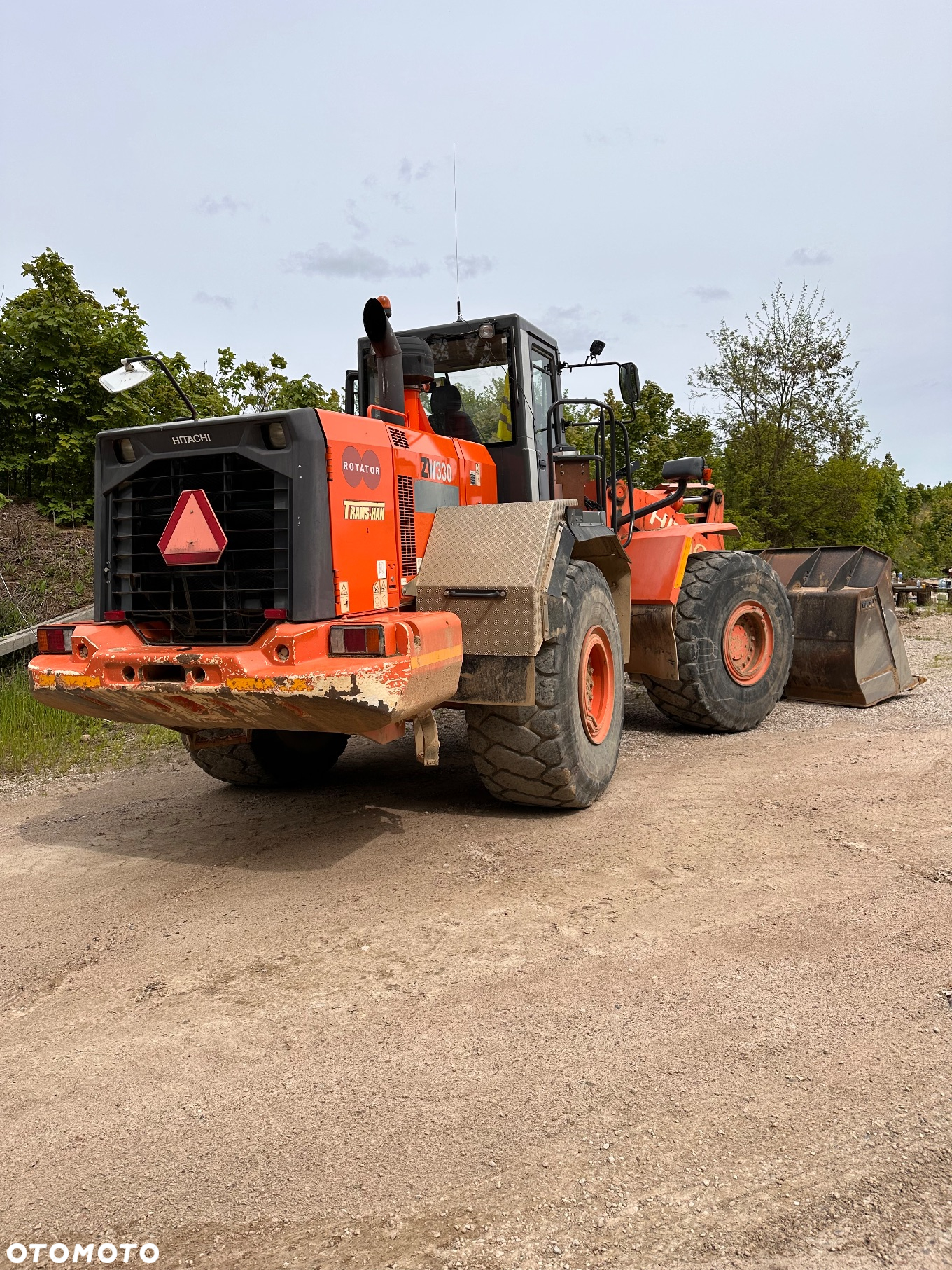 Hitachi ZW 330 - 2