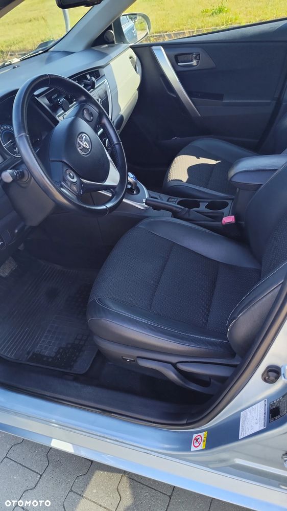 Toyota Auris - 22