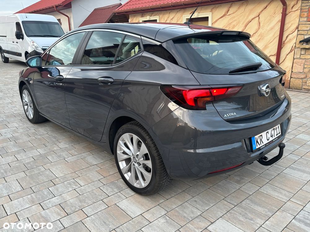 Opel Astra 1.4 Turbo Cosmo - 2
