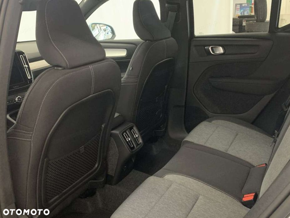 Volvo XC 40 B3 Core - 15
