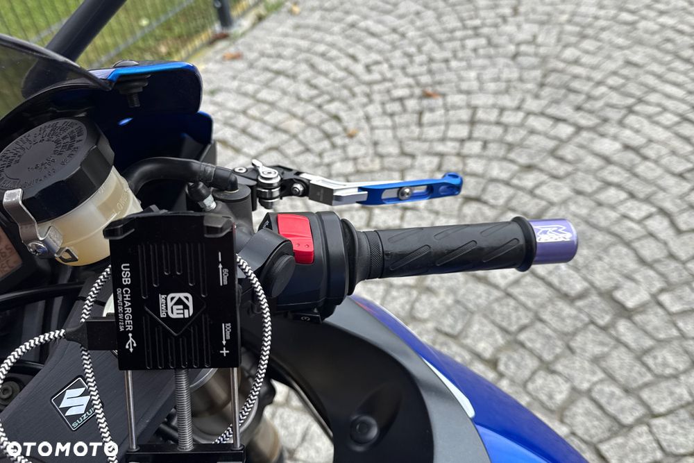 Suzuki GSX-R - 19