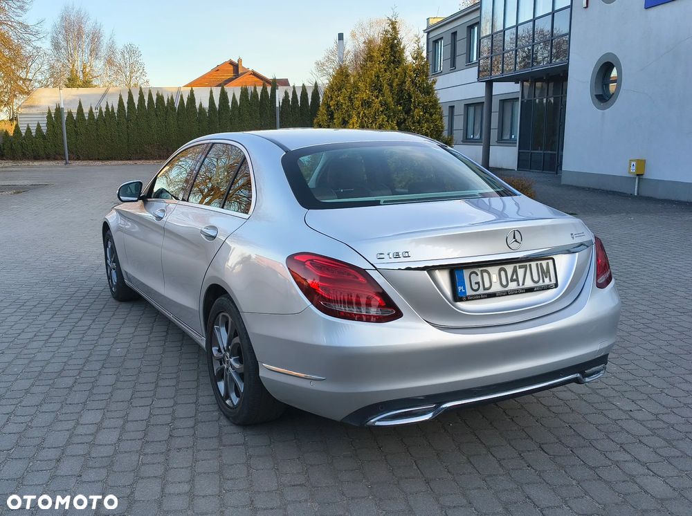 Mercedes-Benz Klasa C 180 7G-TRONIC - 9