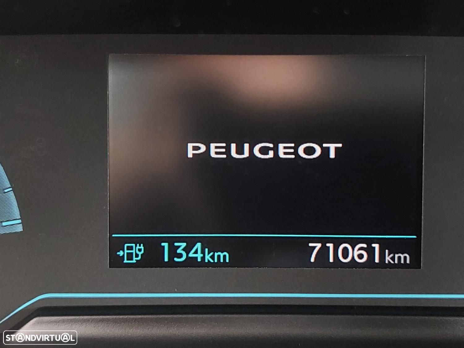 Peugeot e-2008 50 kWh Active Pack - 10
