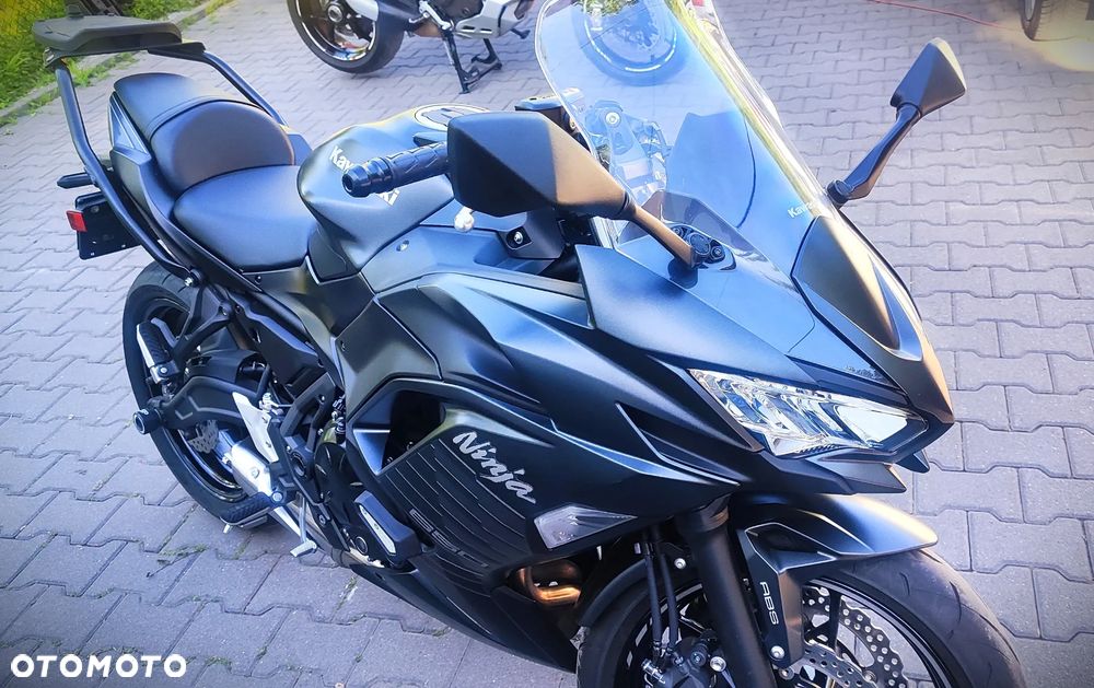 Kawasaki Ninja - 11