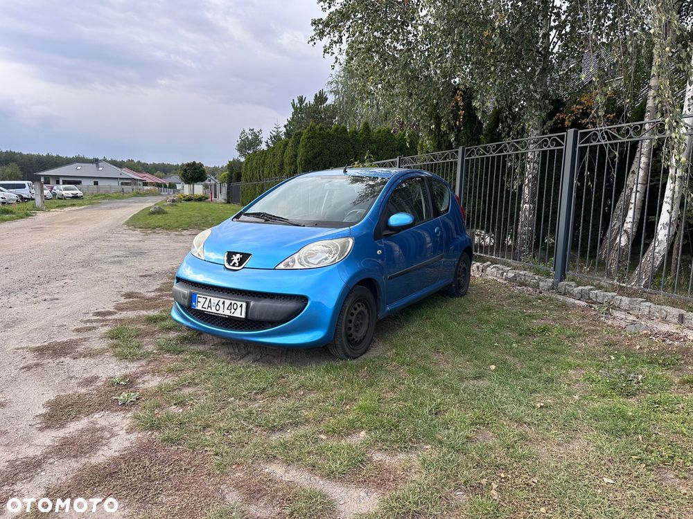 Peugeot 107 - 1