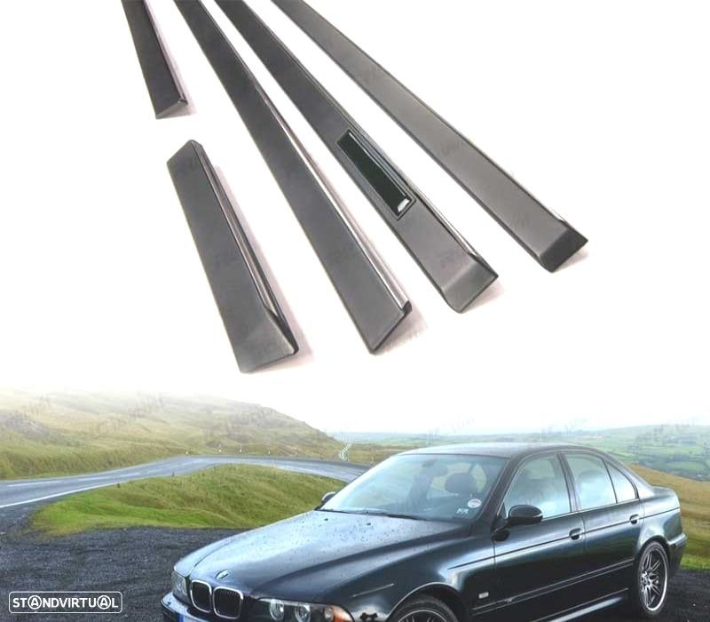 FRISOS LATERAIS DE PORTA BMW E39 SEDAN 95-03 LOOK M5 PRETO MATE - 1