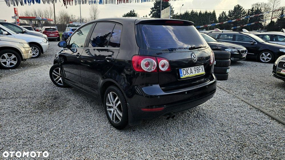 Volkswagen Golf Plus - 10