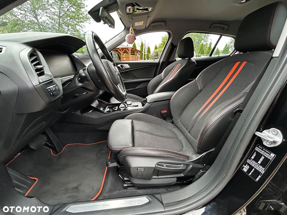 BMW Seria 1 118i Sport Line - 12