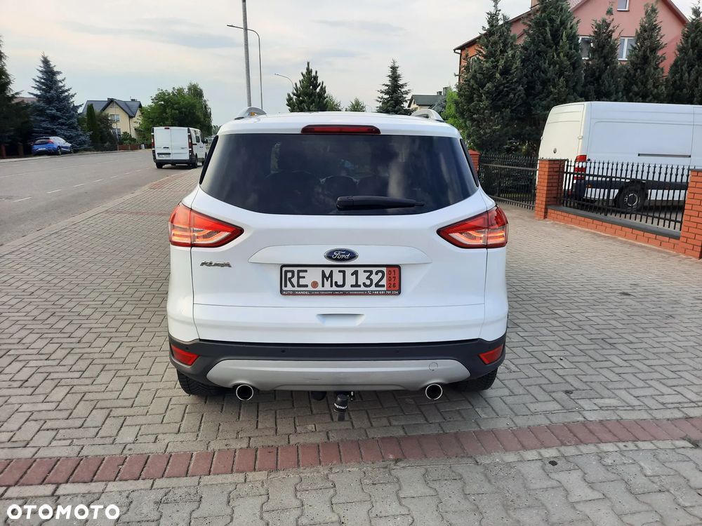 Ford Kuga 2.0 TDCi 2x4 SYNC - 11