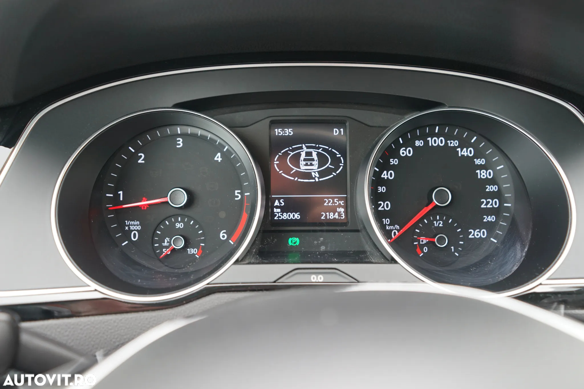 Volkswagen Passat Variant 2.0 TDI DSG Comfortline - 20