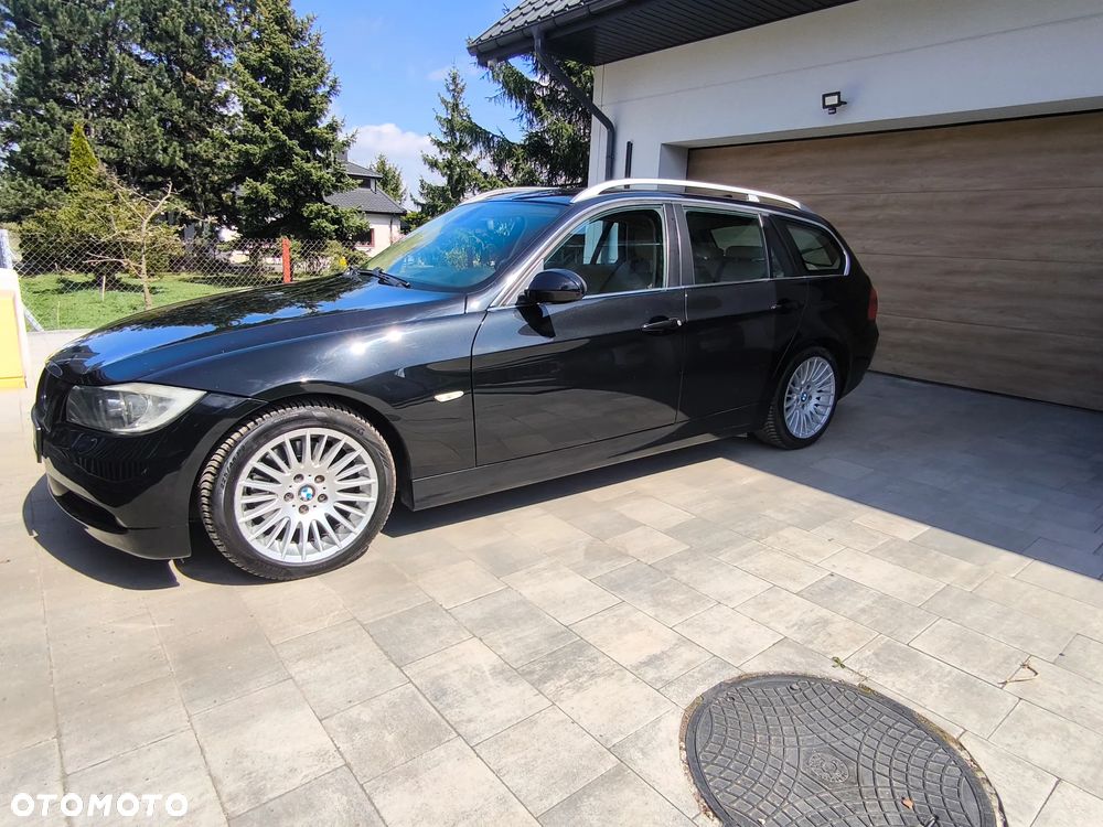 BMW Seria 3 330i - 19