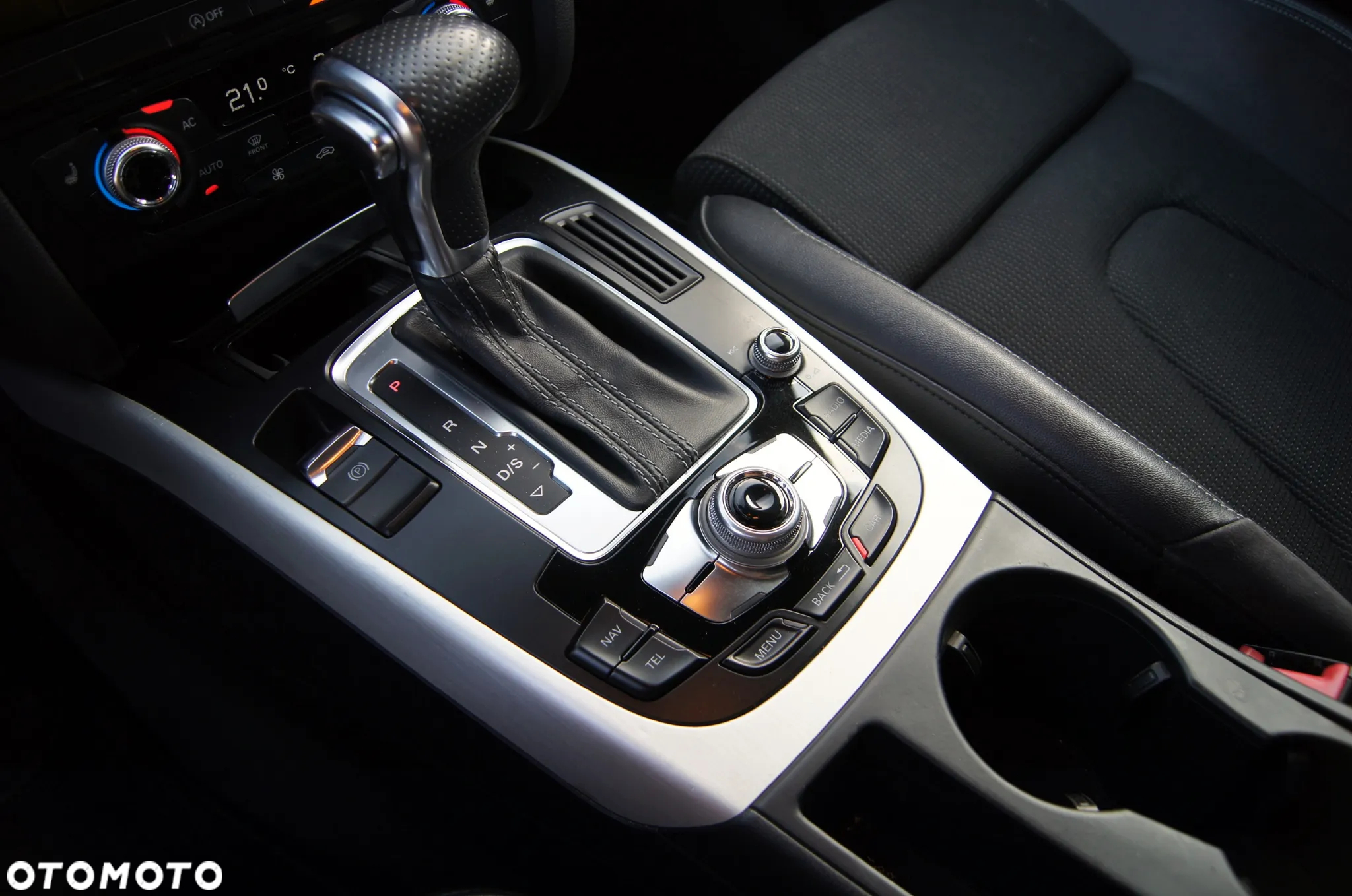 Audi A4 Avant 2.0 TDI DPF quattro S tronic S line Sportpaket - 20
