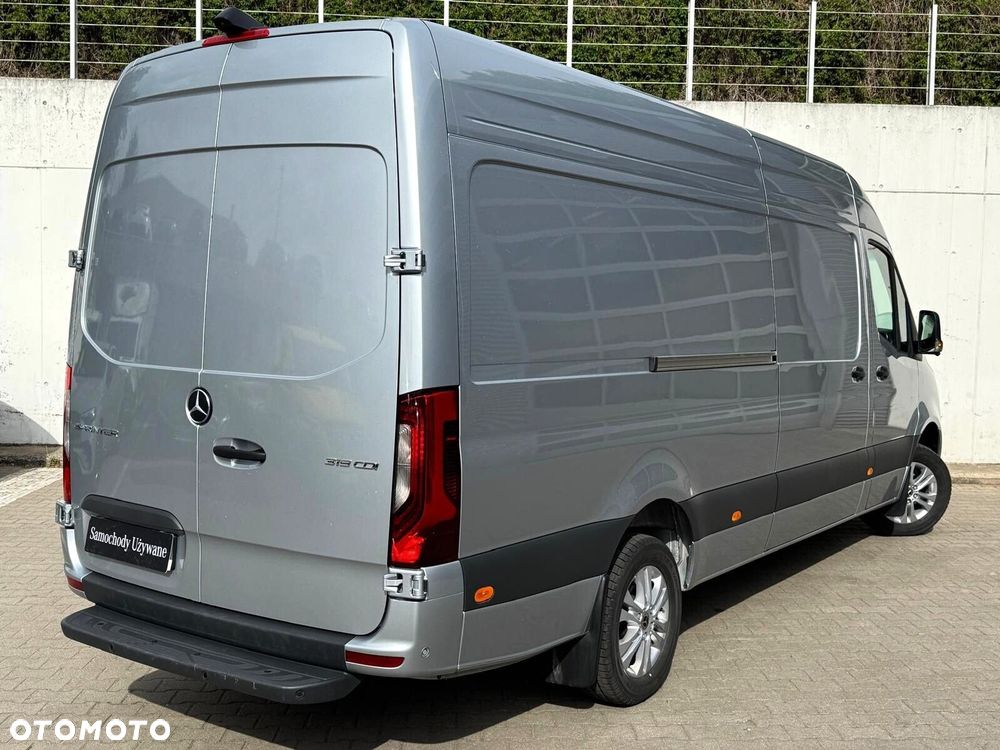 Mercedes-Benz Sprinter Sprinter 319 CDI - 4