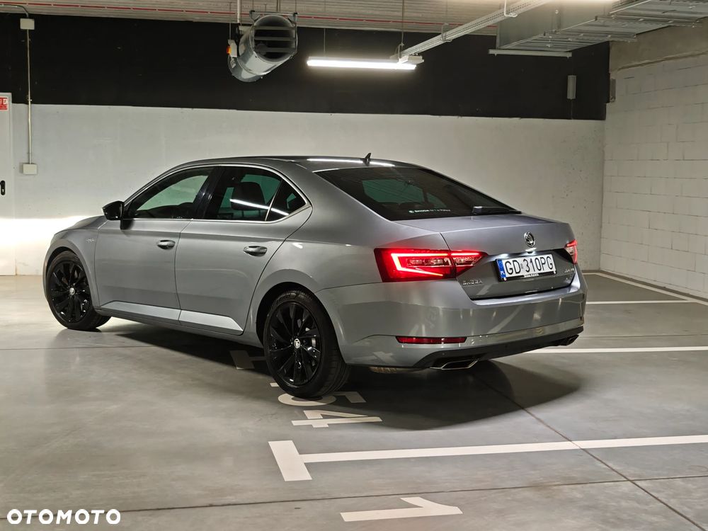 Skoda Superb 2.0 TSI 4x4 L&K DSG - 5