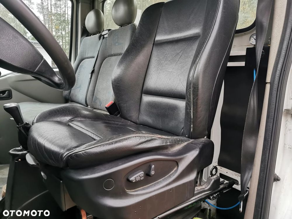 Renault Mascott 2,8 kat. B 3,5t bliźniak paka 5,7m Daily Master uszczelniony - 8