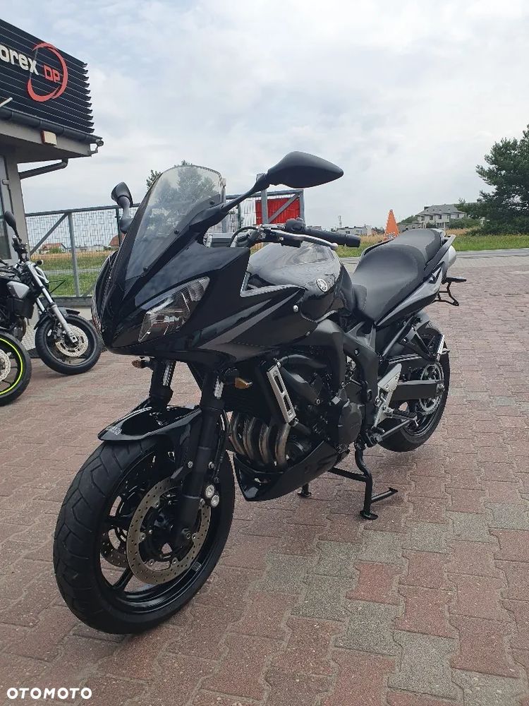 Yamaha FZ6 - 2