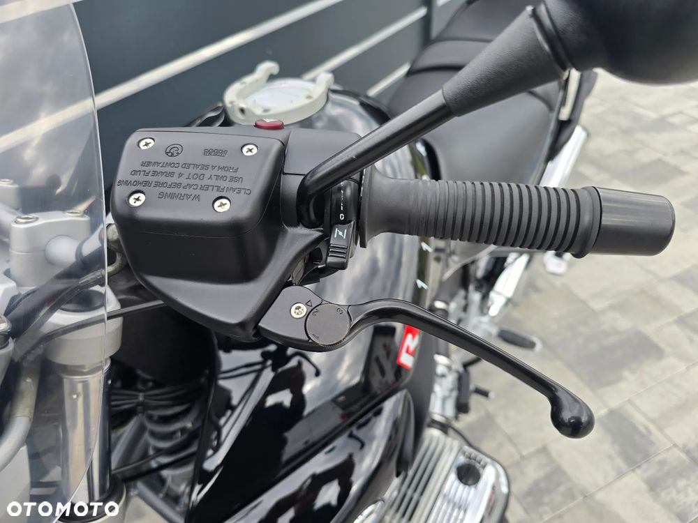 BMW R - 22