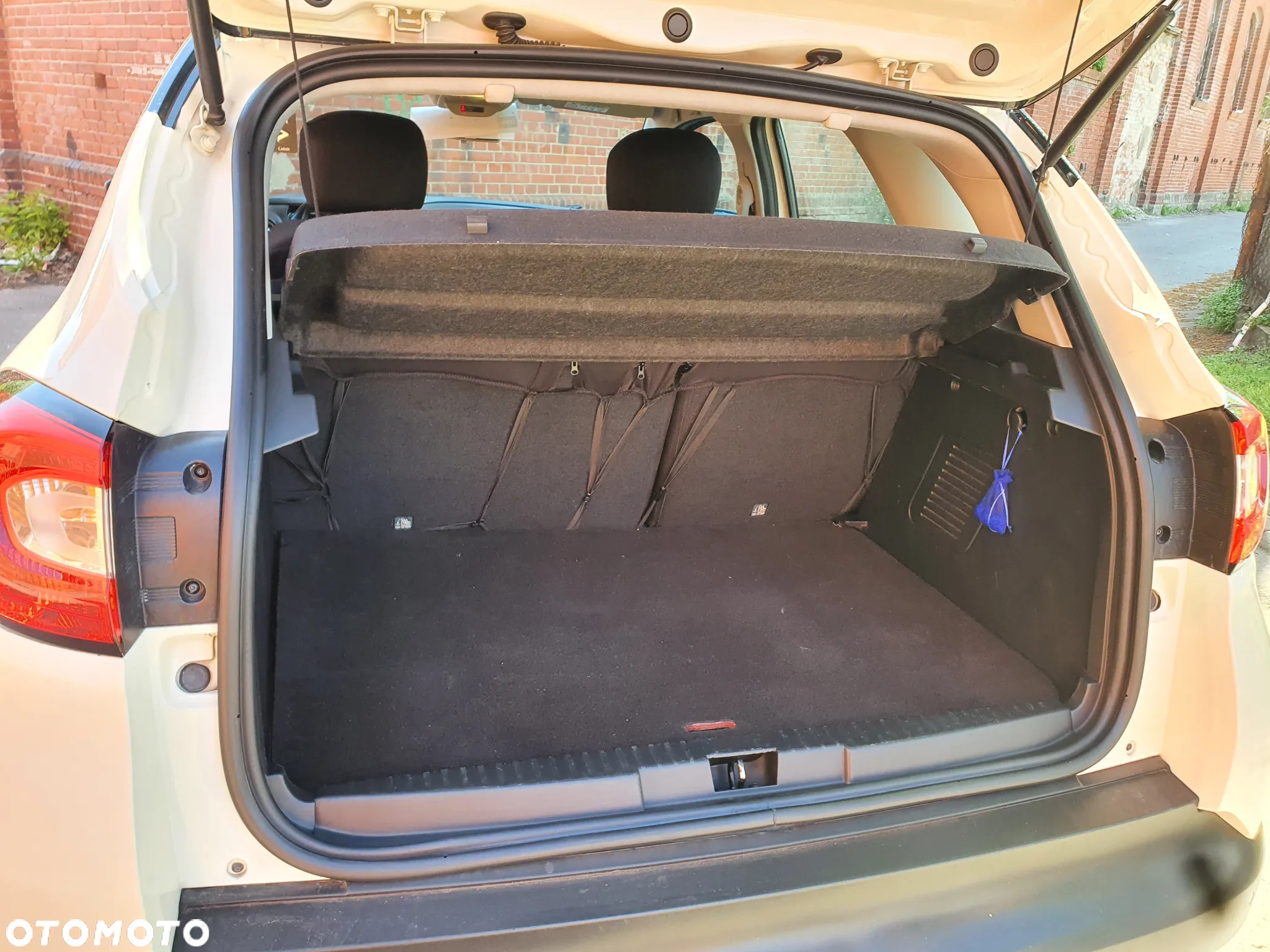Renault Captur 1.2 TCe Intens EDC - 20