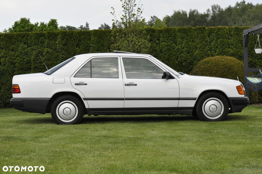 Mercedes-Benz W124 (1984-1993) - 7