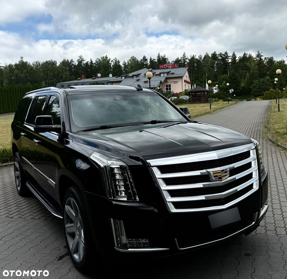 Cadillac Escalade ESV 6.2 V8 AWD AT Platinum - 2