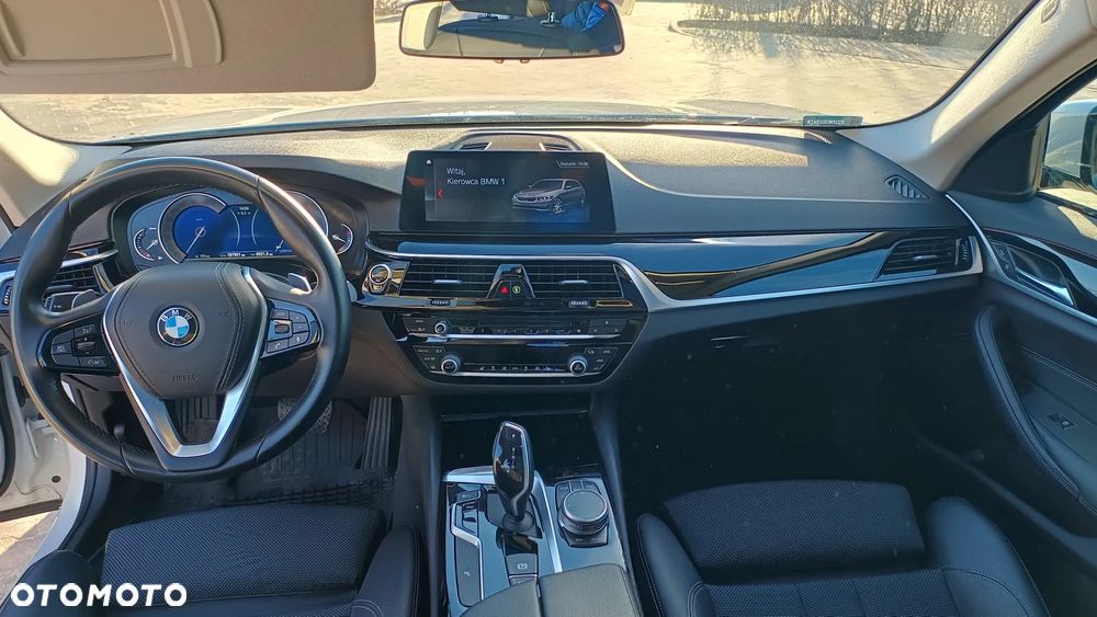 BMW Seria 5 520d Sport Line sport - 27