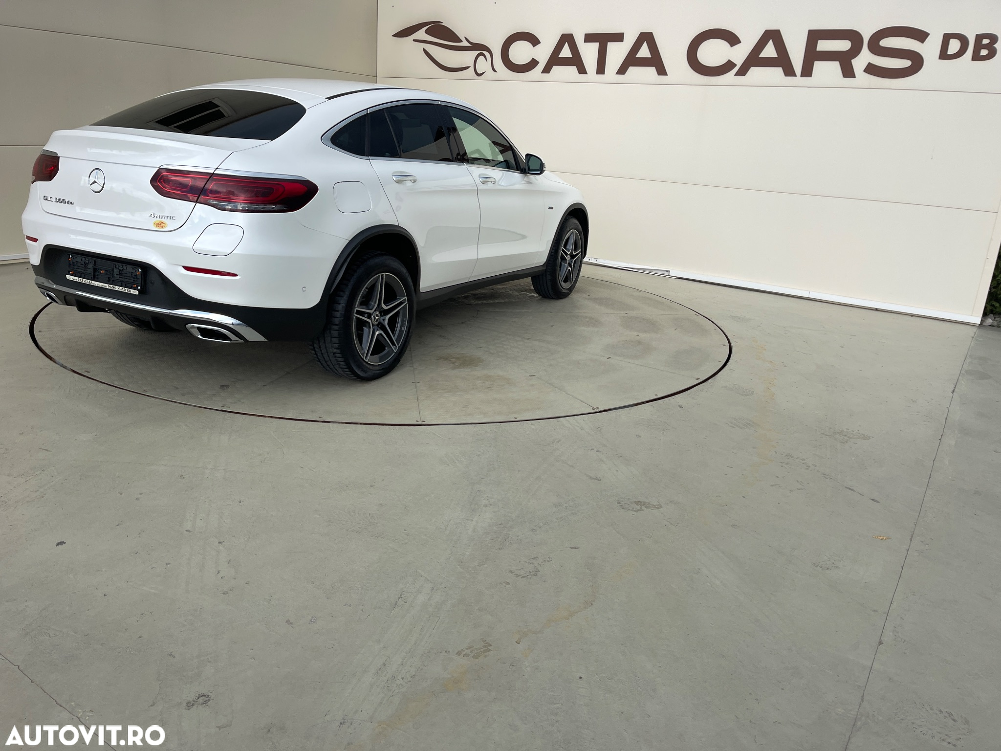Mercedes-Benz GLC Coupe 300 de 4Matic 9G-TRONIC AMG Line - 16