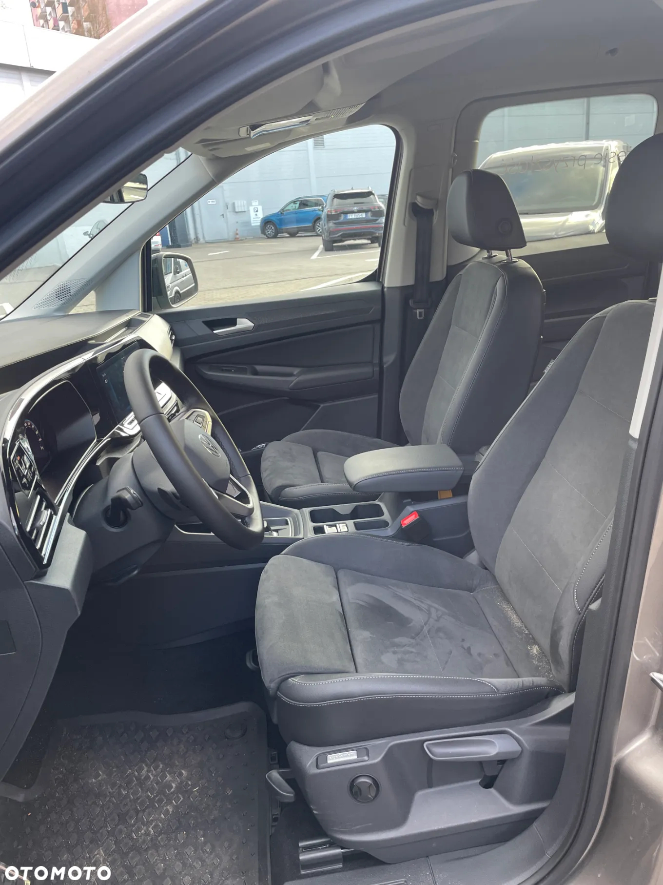 Volkswagen Caddy 2.0 TDI Style DSG - 8
