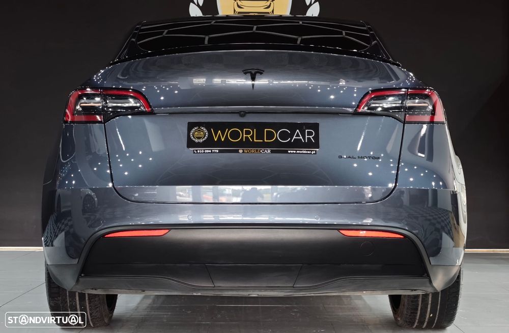 Tesla Model Y Long Range Tração Integral - 28