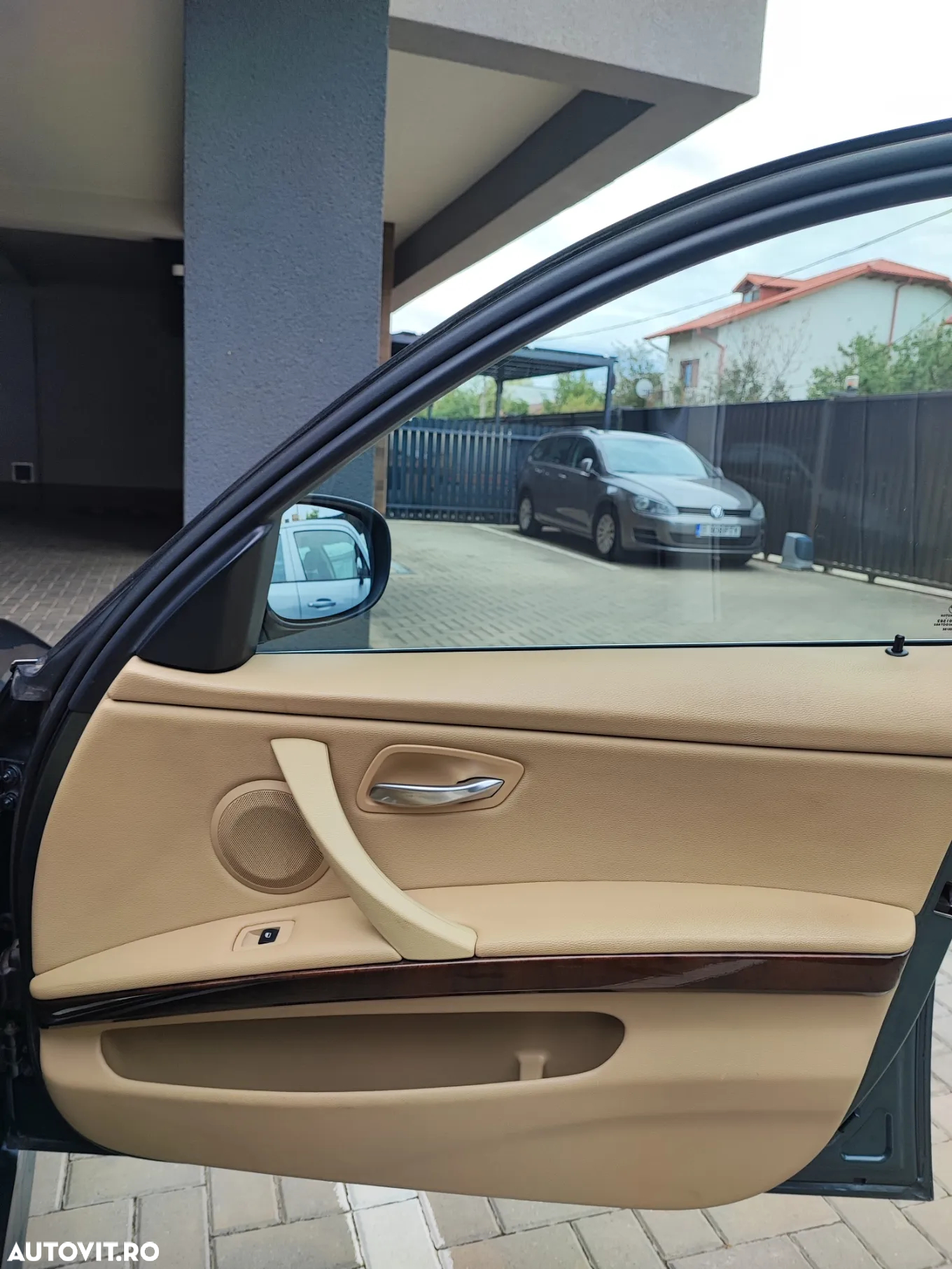 BMW Seria 3 320d EfficientDynamics Edition - 26