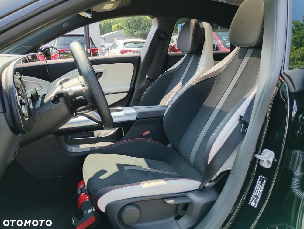 Mercedes-Benz CLA 200 mHEV 8G-DCT - 5