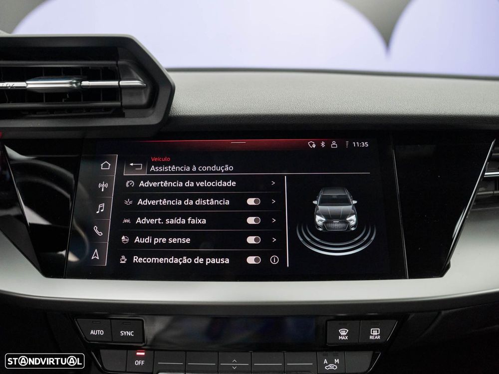 Audi A3 Limousine 30 TDI - 33