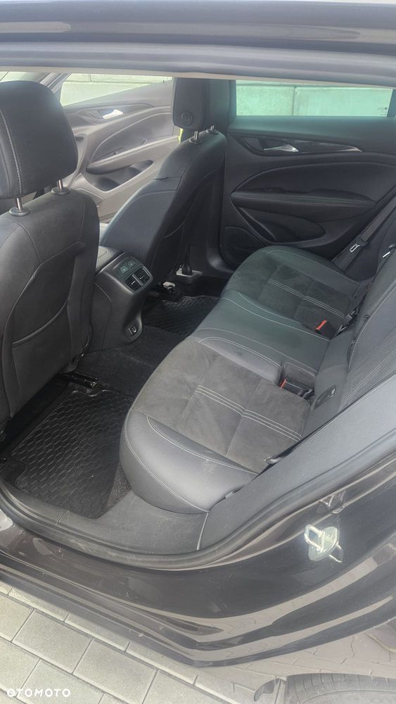 Opel Insignia 2.0 CDTI Business Elegance S&S - 28